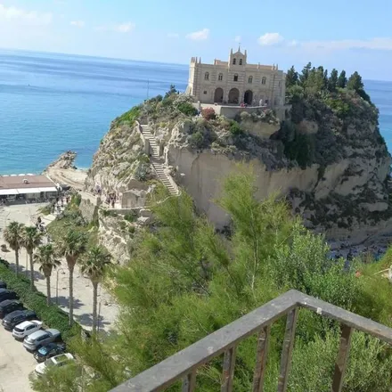 Rent this 3 bed apartment on Largo Villetta in 89861 Tropea VV, Italy