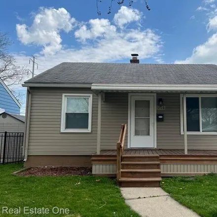 Buy this 2 bed house on 1715 10th Street in Wyandotte, MI 48192