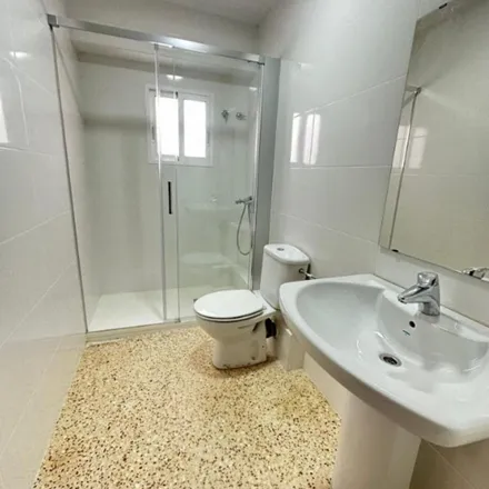 Rent this 5 bed apartment on Plaça de la Constitució in 46100 Burjassot, Spain