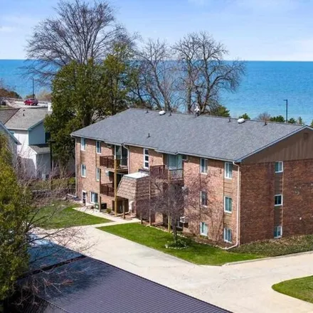 Buy this 1 bed condo on 792 Arlington Avenue in Bay View, Petoskey