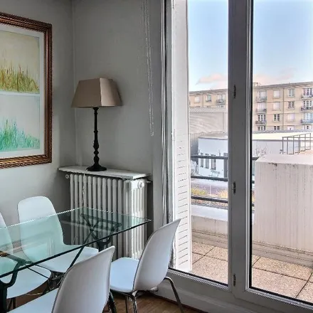 Image 6 - 46 Rue Duranton, 75015 Paris, France - Apartment for rent