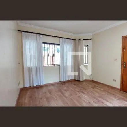 Rent this 4 bed house on Rua João XXIII in Pinheirinho, Santo André - SP