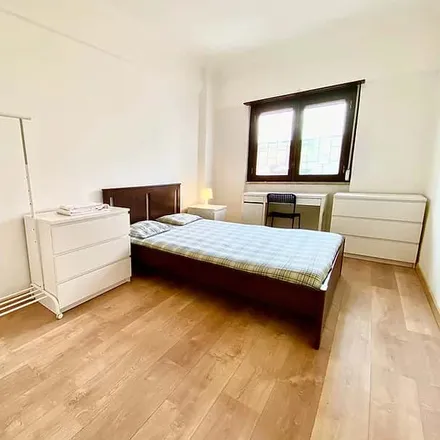 Rent this 5 bed room on Rua Morais Soares 3-13 in 1900-339 Lisbon, Portugal