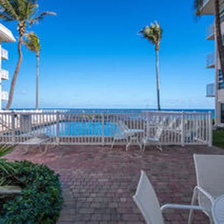Image 4 - 3841 North Ocean Boulevard, Gulf Stream, Boynton Beach, FL 33483, USA - Apartment for rent