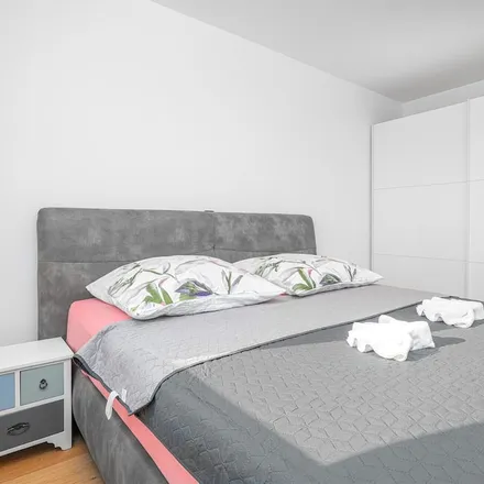 Rent this 4 bed house on Vodice in Grad Vodice, Šibenik-Knin County