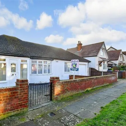 Buy this 3 bed house on Seahaven in Linden Avenue, Canterbury