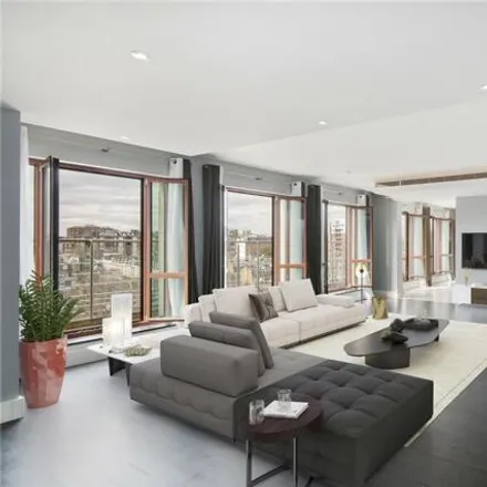 Image 1 - 10 Lancelot Place, London, SW7 1DR, United Kingdom - Apartment for sale