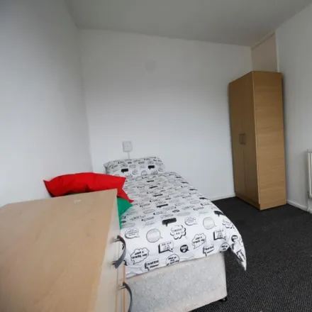 Image 3 - Kingdon House, Galbraith Street, Cubitt Town, London, E14 3LP, United Kingdom - Room for rent