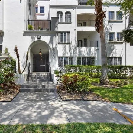 Buy this 2 bed condo on 1674 West Horatio Street in Tampa, FL 33606