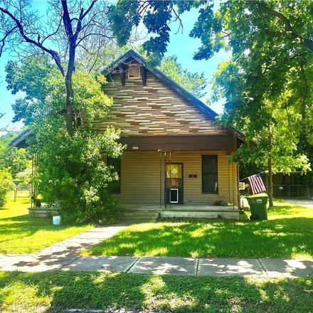 Rent this 2 bed house on 904 Gift Street in Marlin, TX 76661