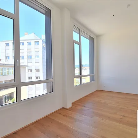 Image 1 - Trinity Column, Main Square, 4020 Linz, Austria - Apartment for rent