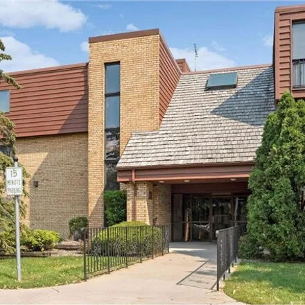 Image 1 - 1106 42nd Avenue Northeast, Columbia Heights, MN 55421, USA - Condo for sale