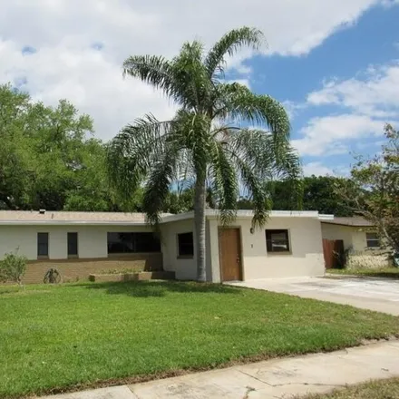 Image 2 - 482 Ormond Ave, Merritt Island, Florida, 32953 - House for sale