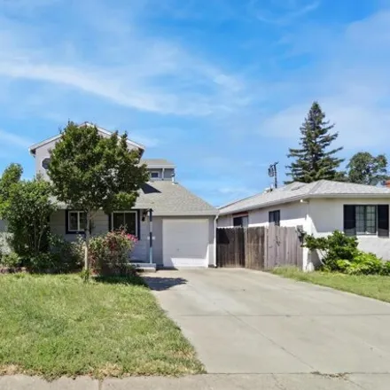 Buy this 3 bed house on 5620 Dana Way in Sacramento, CA 95822
