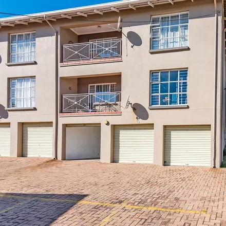 Image 2 - Tipuana Avenue, Mindalore North, Krugersdorp, 1725, South Africa - Apartment for rent