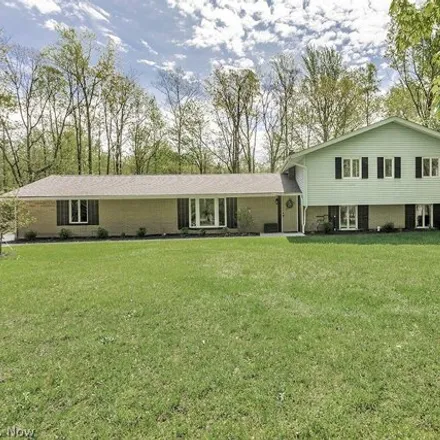 Buy this 4 bed house on 8699 Sugar Tree Drive in Russell Township, OH 44072