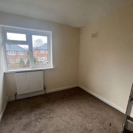 Image 9 - Poole Crescent, Metchley, B17 0PE, United Kingdom - Apartment for rent
