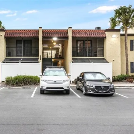 Buy this 2 bed condo on 186 Alameda Court in West View, Tampa