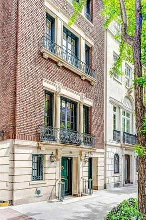 Image 2 - 123 East 80th Street, New York, NY 10028, USA - House for sale
