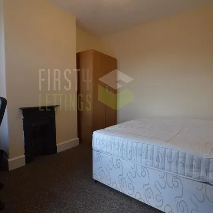 Image 5 - Mayfield Road, Leicester, LE2 1LR, United Kingdom - Townhouse for rent