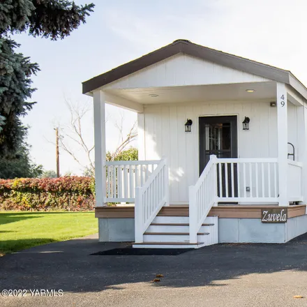 Buy this 2 bed house on 55 West Washington Avenue in Union Gap, WA 98903