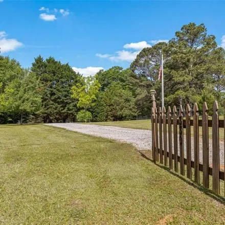 Image 3 - 330 Locust Road, Locust Grove, Henry County, GA 30248, USA - House for sale