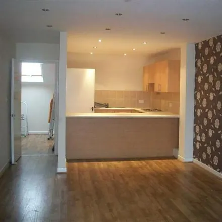 Rent this 2 bed room on Dental Practice in Longview Drive, Knowsley
