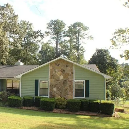 Rent this 3 bed house on 5128 Dekalb Way in Gwinnett County, GA 30087