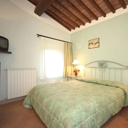Rent this 1 bed apartment on 53034 Colle di Val d'Elsa SI