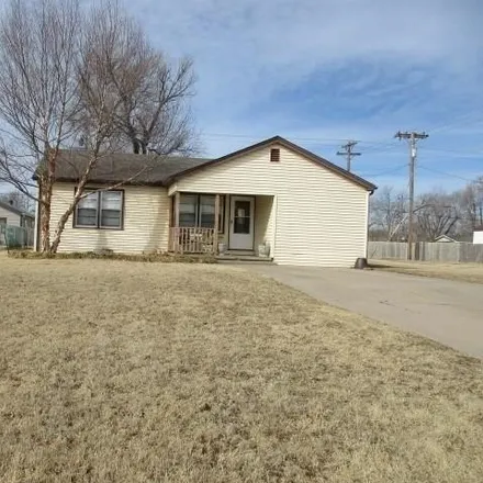 Buy this 3 bed house on 1837 West Stillwell Street in Wichita, KS 67213
