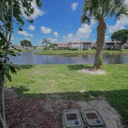 Image 9 - 324 Saxony Trail, Palm Beach County, FL 33446, USA - Apartment for rent