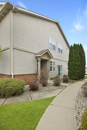 Image 3 - 1290 Primrose Lane, Schererville, IN 46375, USA - Condo for sale