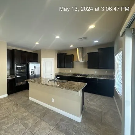 Image 5 - 8080 North Crushed Velvet Place, Las Vegas, NV 89166, USA - House for rent