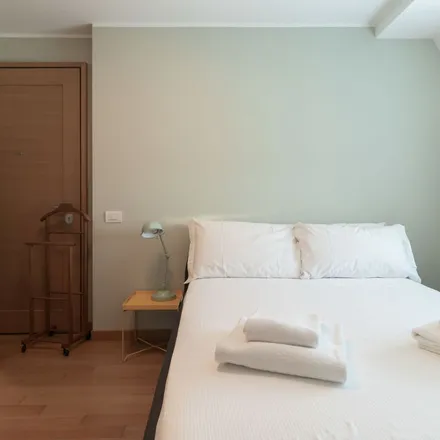 Rent this 5 bed apartment on Via Imperia 19 in 20142 Milan MI, Italy