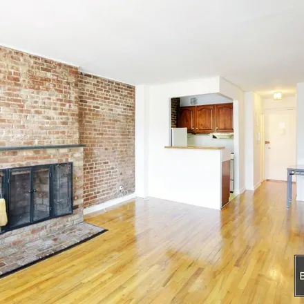 Image 2 - 530 East 89th Street, New York, NY 10128, USA - Apartment for rent