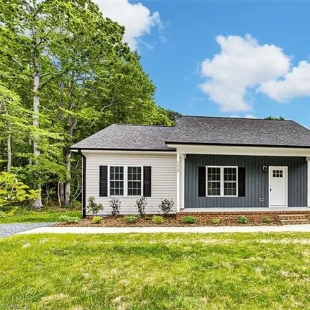 Buy this 3 bed house on 2682 Idlewild Drive in Asheboro, NC 27317