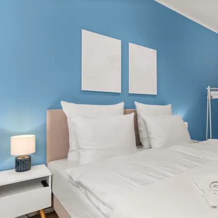 Rent this 2 bed apartment on Meier zu Hartlage in Heeper Straße 170, 33607 Bielefeld
