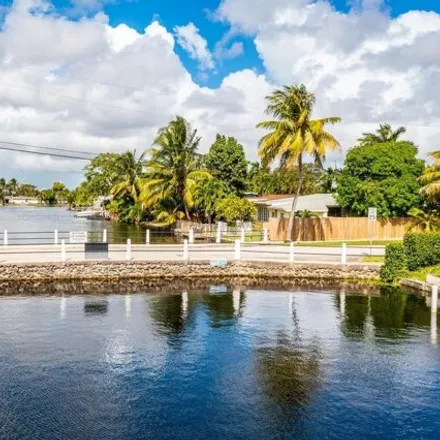 Buy this 3 bed house on Northwest 29th Street in Jenada Isles, Wilton Manors