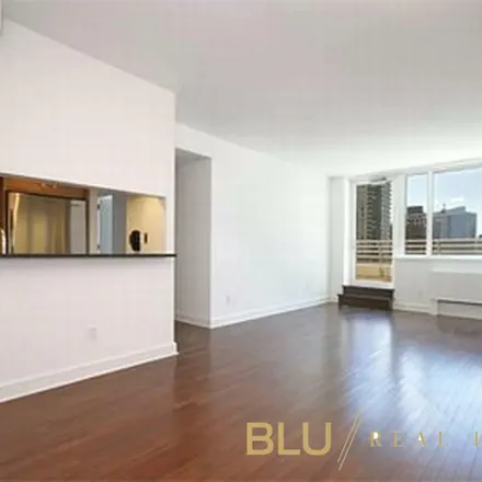 Image 1 - 120 Riverside Boulevard, New York, NY 10069, USA - Apartment for rent
