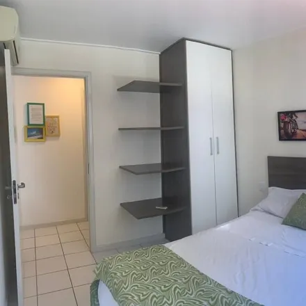 Rent this 2 bed apartment on Conselho Regional de Engenharia e Agronomia de Alagoas - Crea-AL in Rua Osvaldo Sarmento 22, Farol