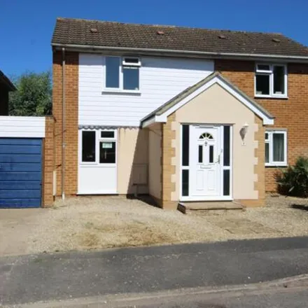 Rent this 4 bed house on Corn Avill Close in Abingdon, OX14 2ND