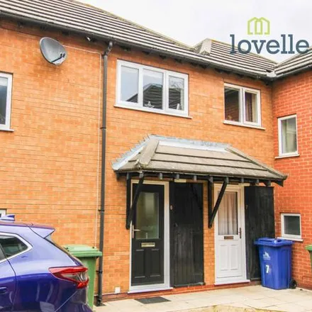Buy this 1 bed townhouse on Granville Street in Grimsby, DN32 9NS
