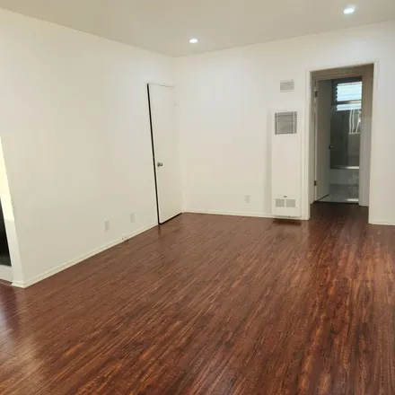 Image 9 - 1014 North Orange Grove Avenue, West Hollywood, CA 90046, USA - Apartment for rent