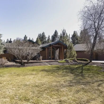 Buy this 4 bed house on 17007 Pasadena Road in Deschutes County, OR 97707