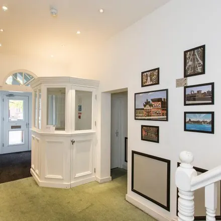 Rent this 1 bed apartment on Childs Hill / Cricklewood Lane in Finchley Road, Childs Hill