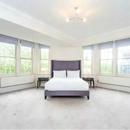 Image 2 - Overfinch, 151 Park Road, London, NW8 7HT, United Kingdom - Apartment for rent