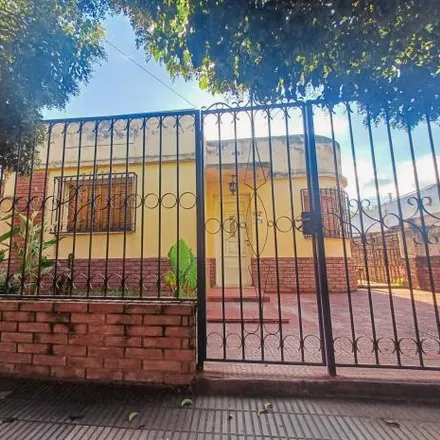 Buy this 3 bed house on General Roca 668 in Departamento Tercero Arriba, Río Tercero