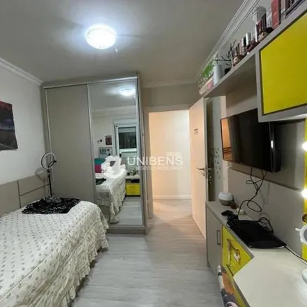 Buy this 3 bed apartment on Rua Expedicionário in Praia Comprida, São José - SC