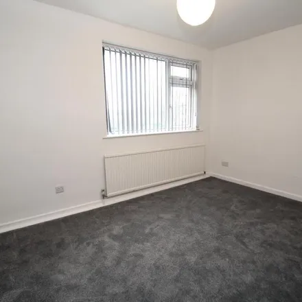 Rent this 3 bed house on Church Avenue in Leeds, LS6 4JX