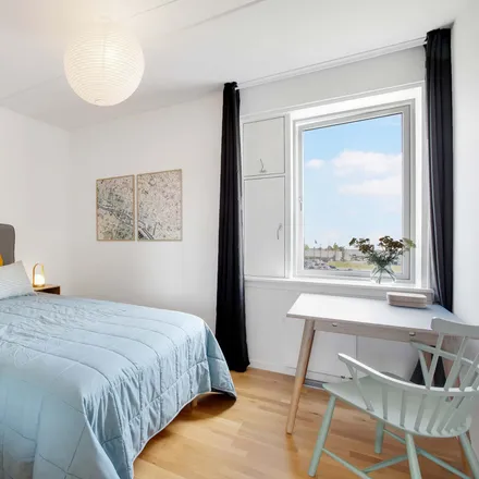 Rent this 4 bed room on Refshalevej 127 in 1432 København K, Denmark